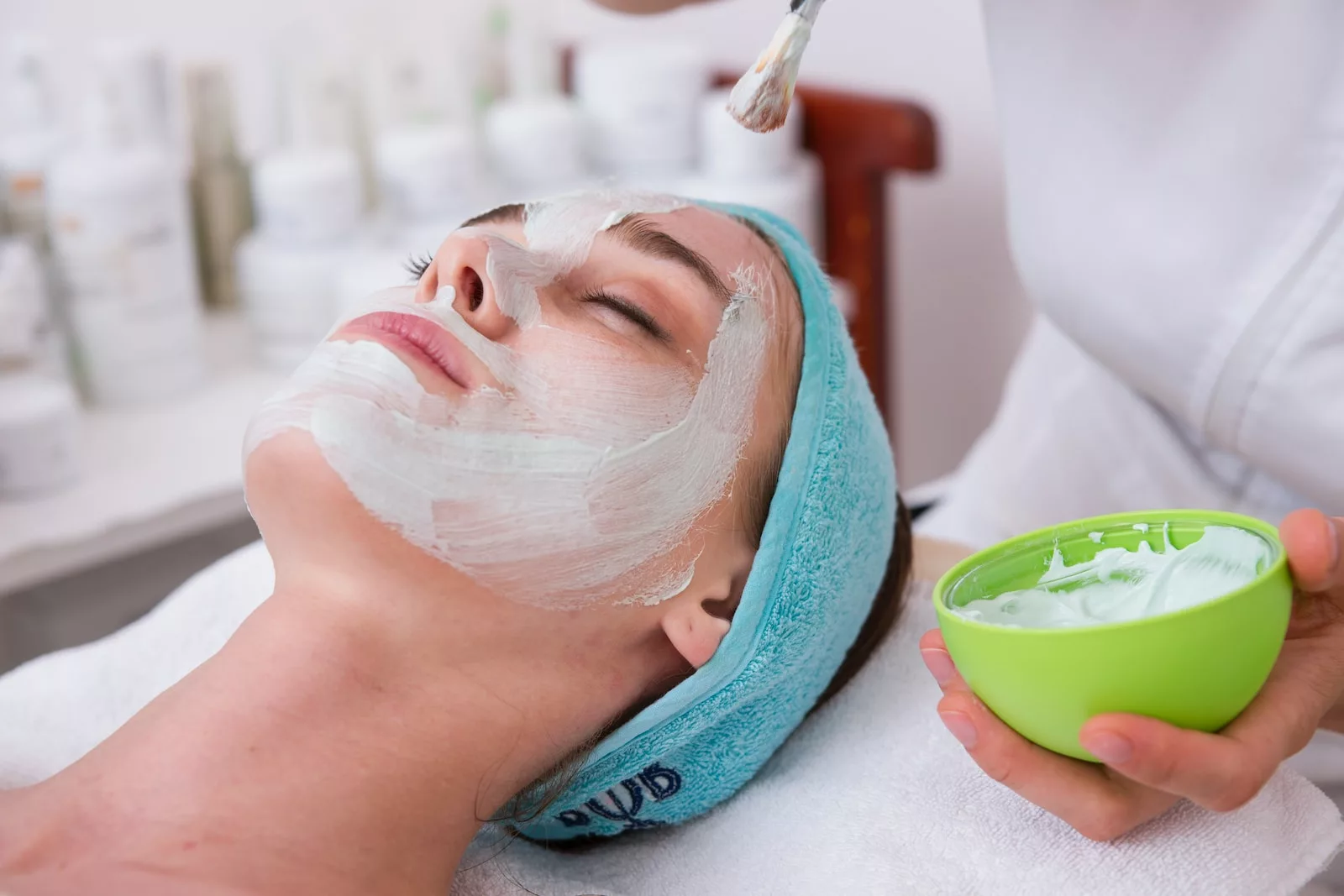 hydrafacials